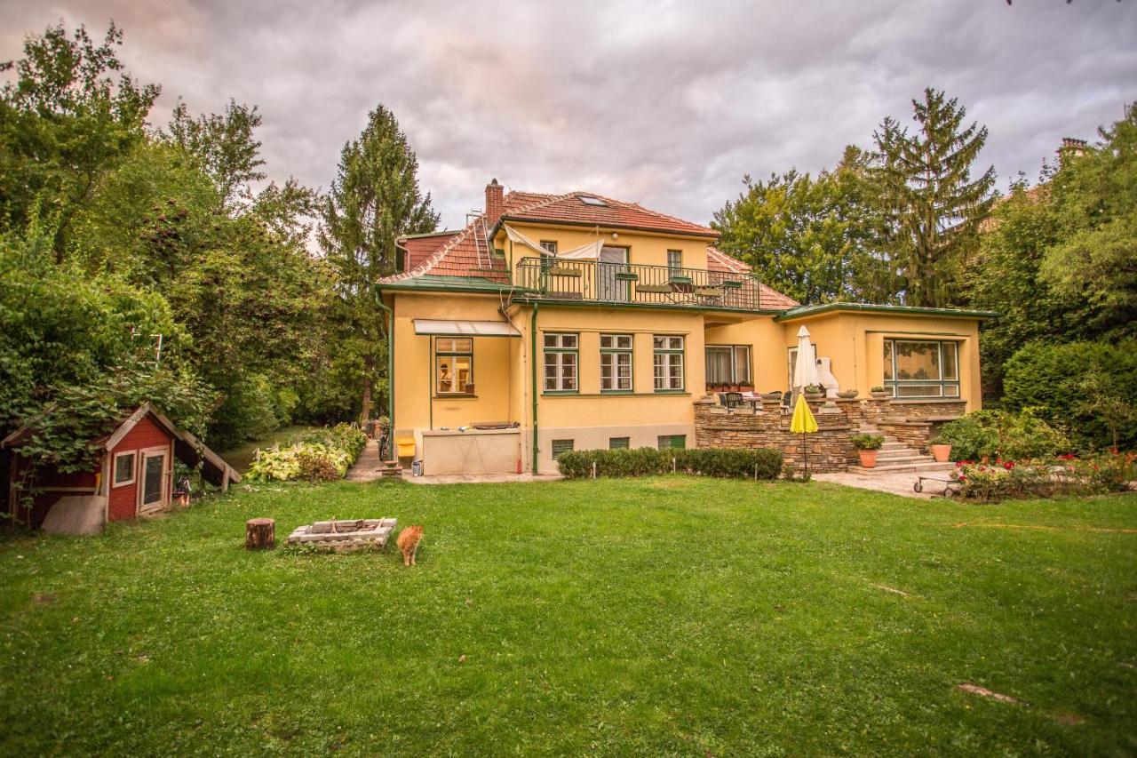 Huebsches Privatzimmer Mit Bad Perchtoldsdorf Exterior photo