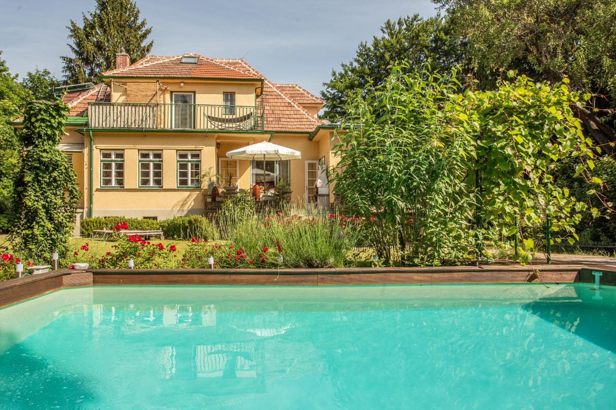Huebsches Privatzimmer Mit Bad Perchtoldsdorf Exterior photo